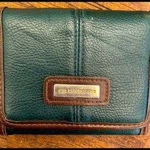 🔥🔥🔥BOGO🔥🔥🔥used Liz Claiborne Wallet